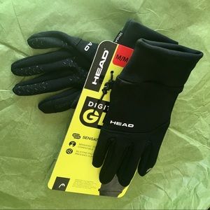 Head Digital Running Gloves feature SensaTEC